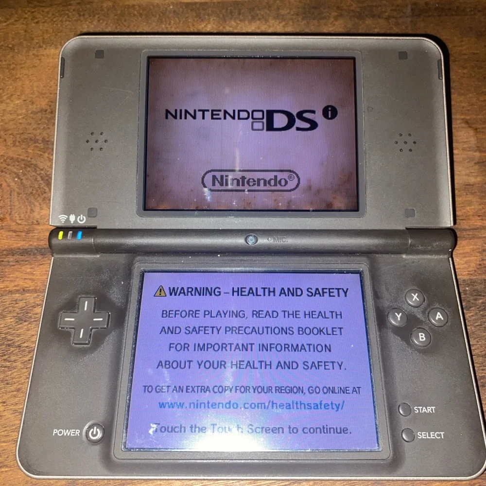 Nintendo DS Black Dual-Screen Console